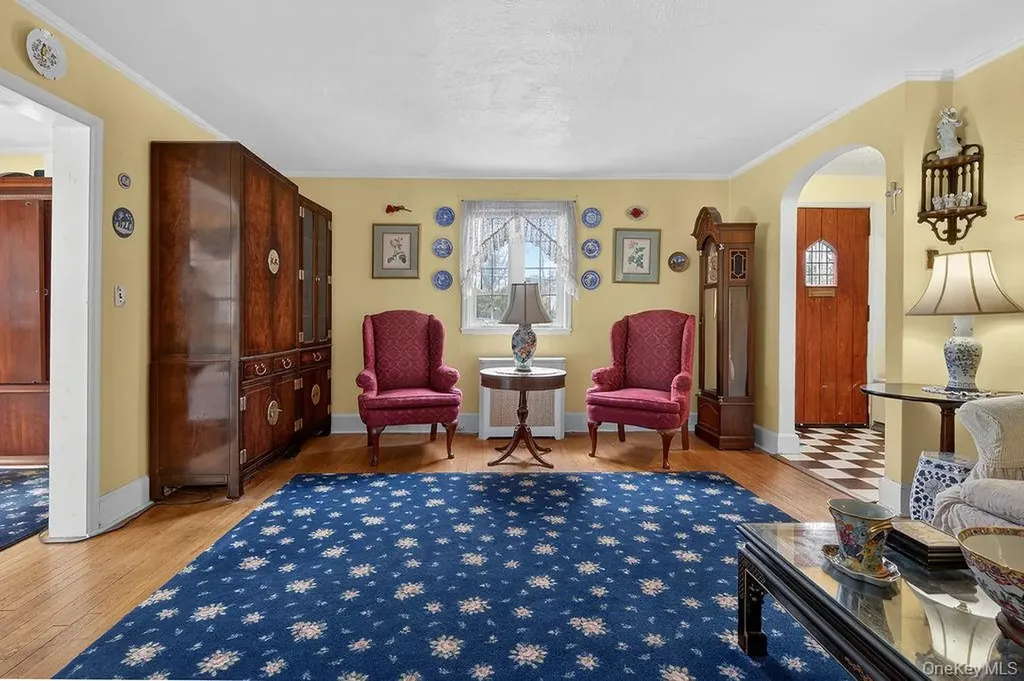 21 Lawrence Place Pelham NY 10803