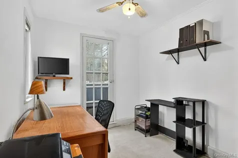 21 Lawrence Place Pelham NY 10803