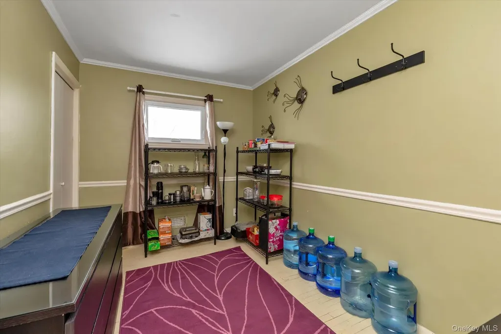 31 Steven Street Plainview NY 11803