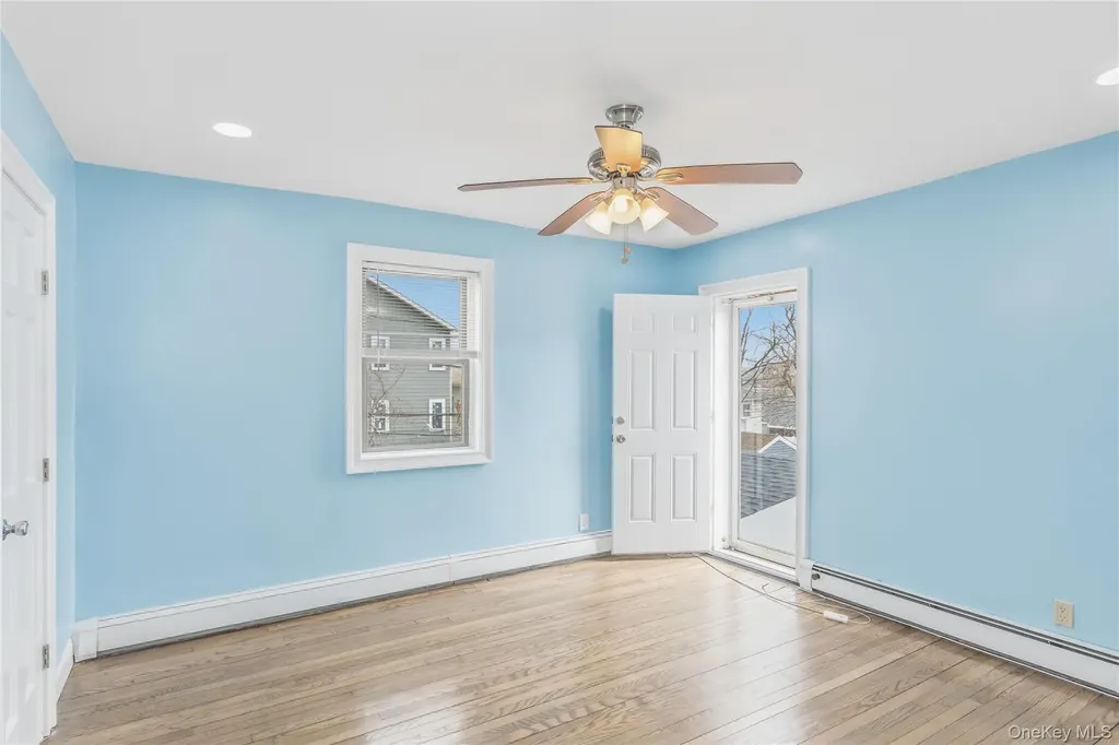 325 E Park Avenue Long Beach NY 11561