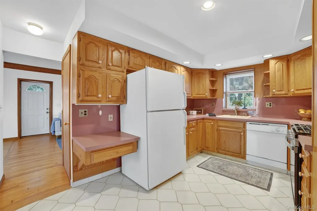 17 Hillside Terrace Amawalk NY 10501