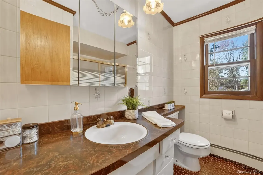 17 Hillside Terrace Amawalk NY 10501
