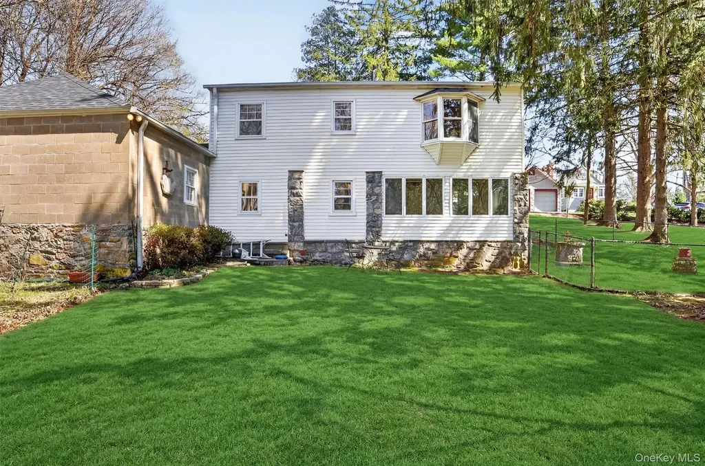 17 Hillside Terrace Amawalk NY 10501