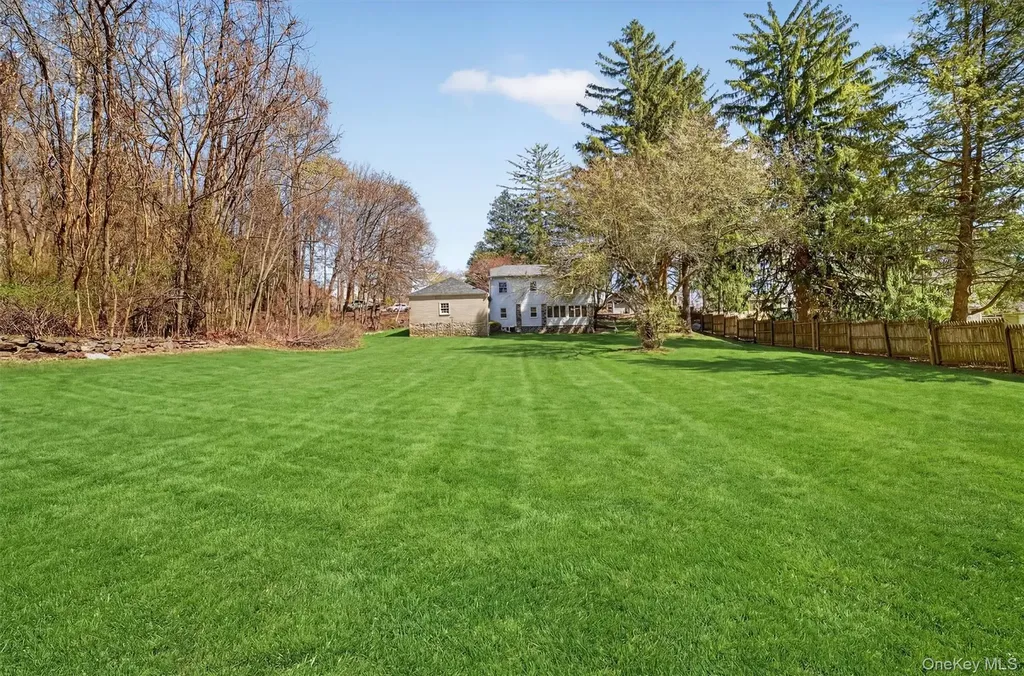 17 Hillside Terrace Amawalk NY 10501