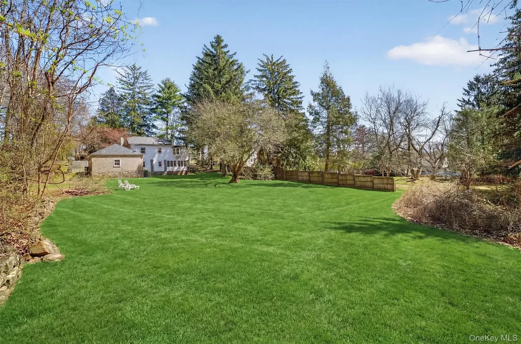 17 Hillside Terrace Amawalk NY 10501