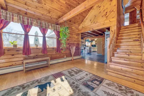 189 Yeagerville Road Napanoch NY 12458