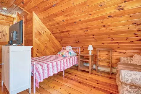 189 Yeagerville Road Napanoch NY 12458
