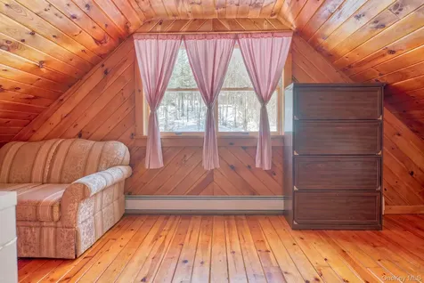 189 Yeagerville Road Napanoch NY 12458