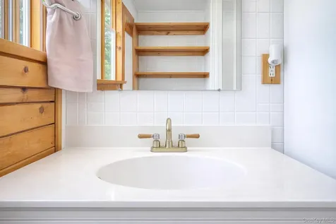189 Yeagerville Road Napanoch NY 12458