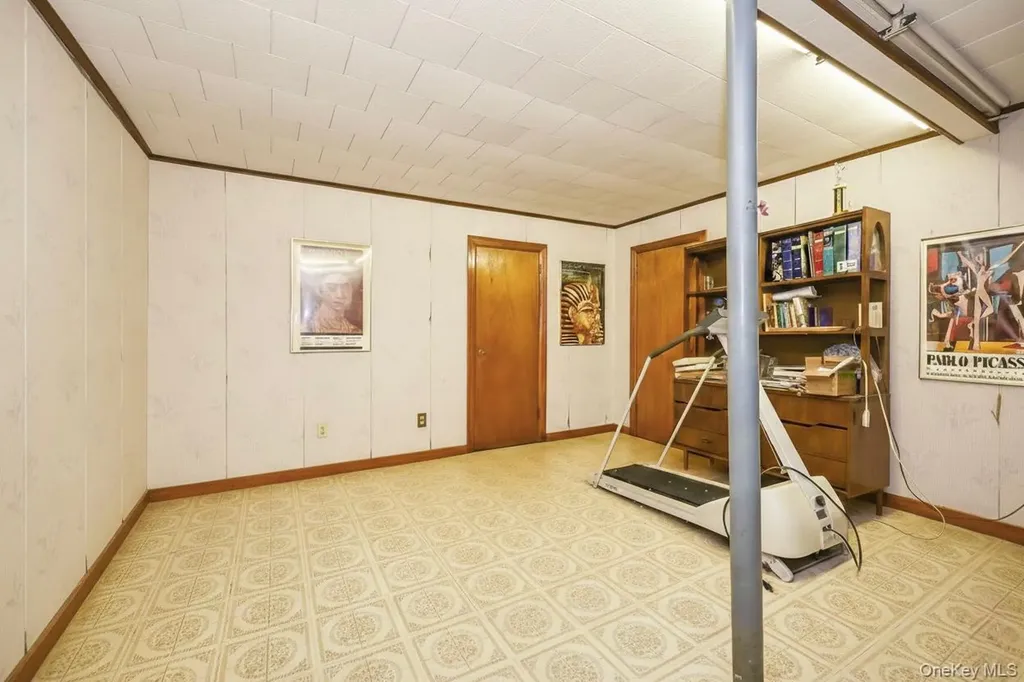 56-47 185th Street Flushing NY 11365