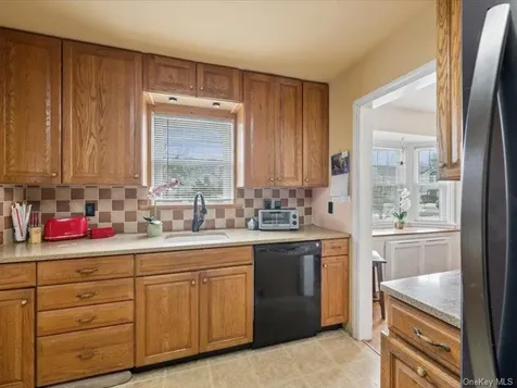 1503 Paul Street Baldwin NY 11510