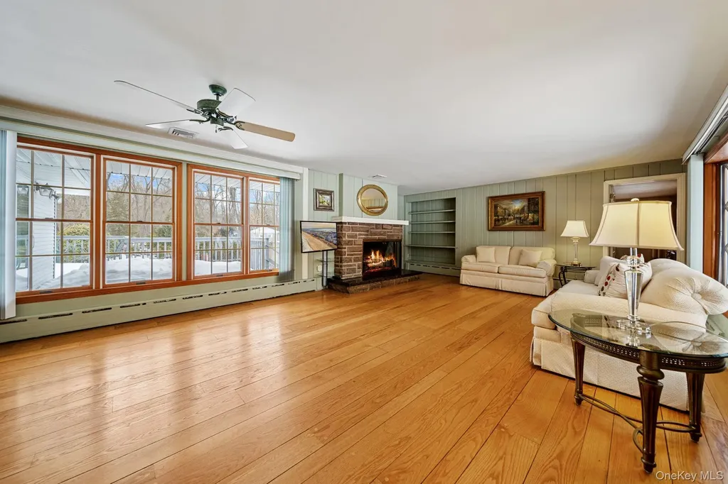 166 Parrott Road West Nyack NY 10994