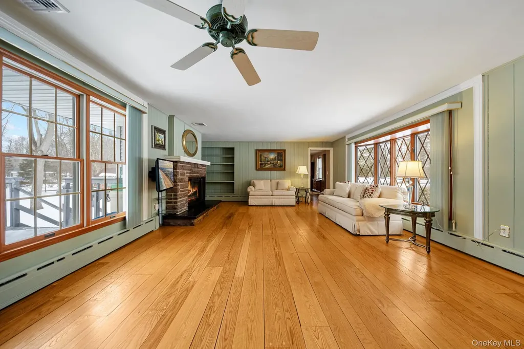 166 Parrott Road West Nyack NY 10994