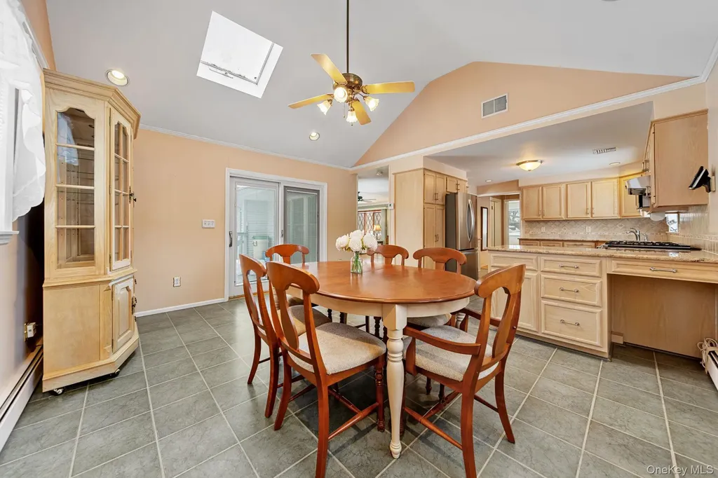 166 Parrott Road West Nyack NY 10994