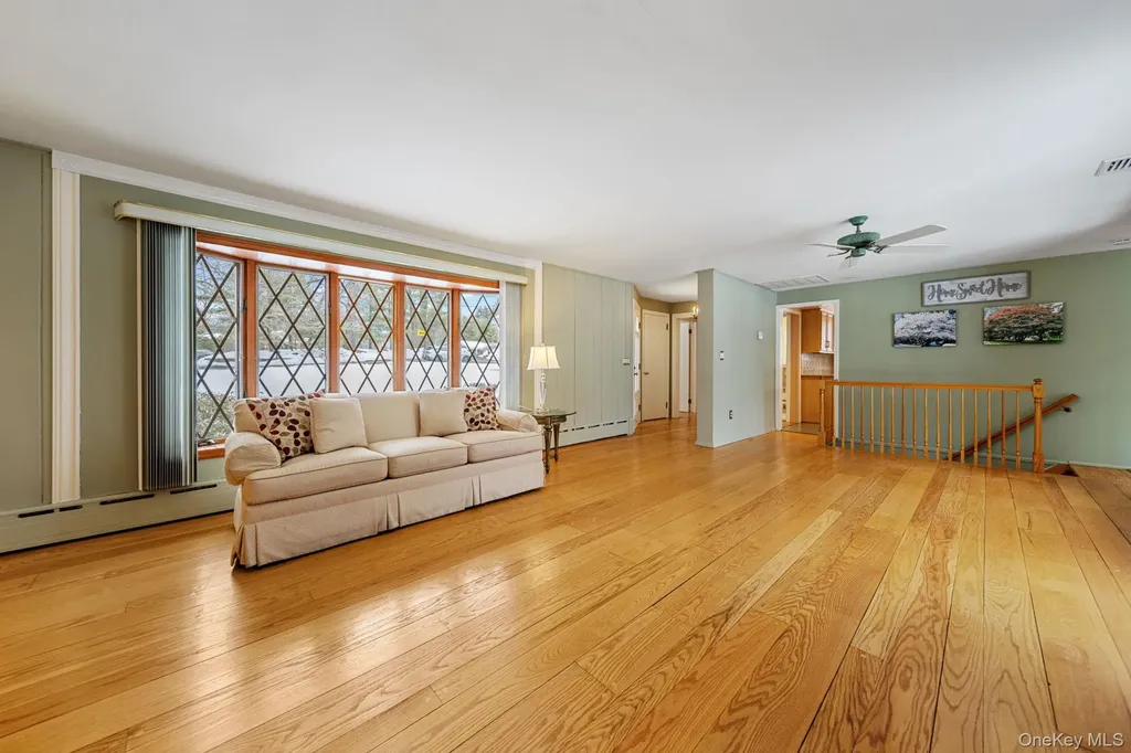166 Parrott Road West Nyack NY 10994