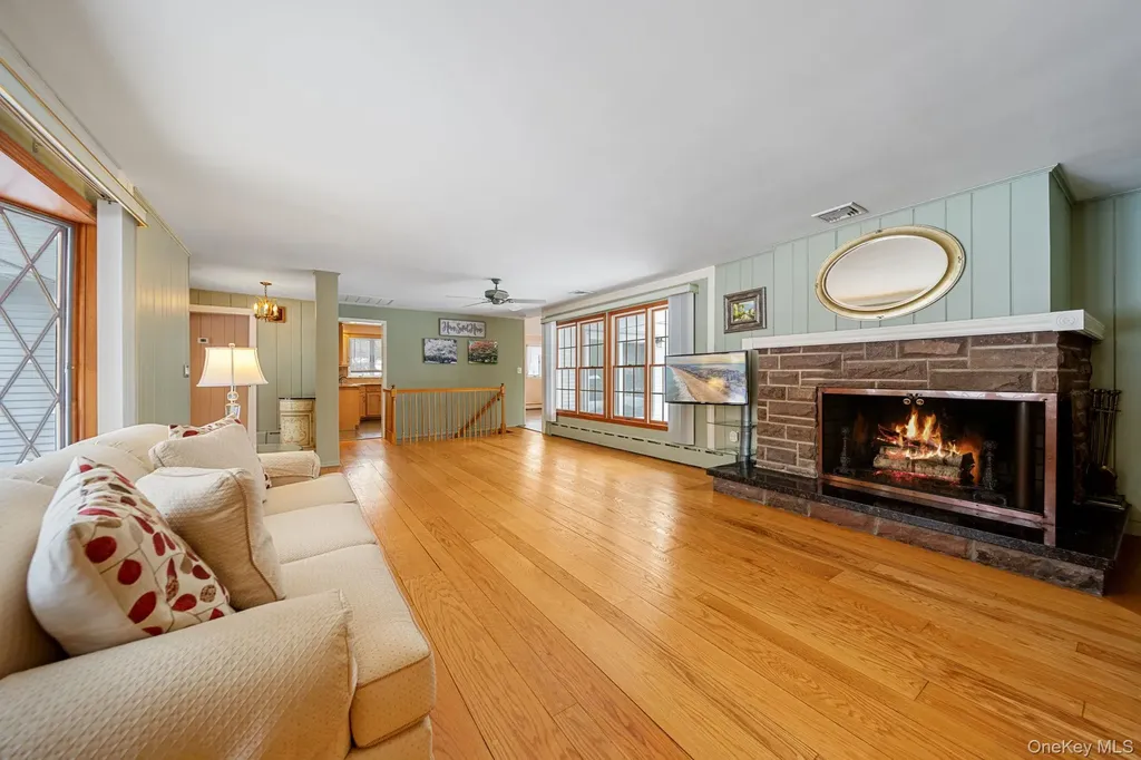 166 Parrott Road West Nyack NY 10994