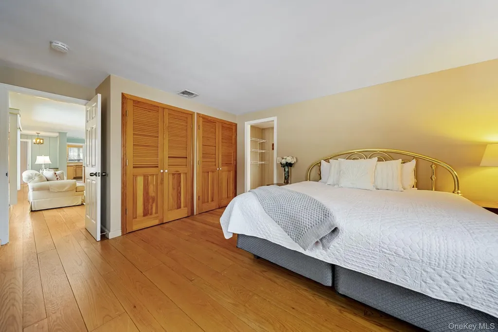 166 Parrott Road West Nyack NY 10994