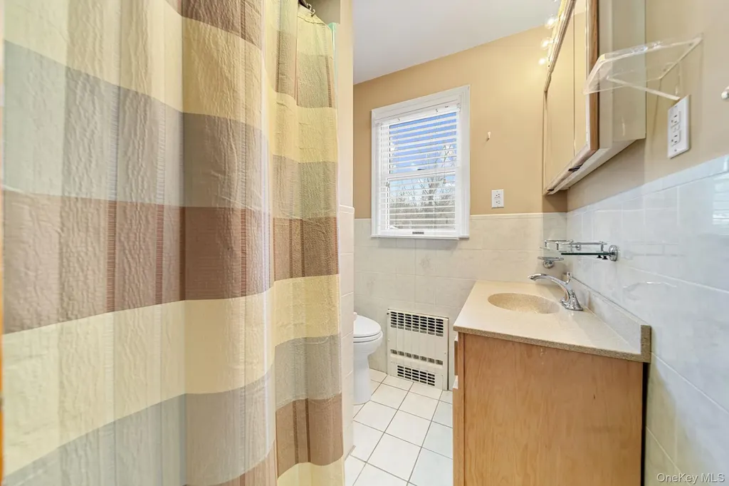 166 Parrott Road West Nyack NY 10994
