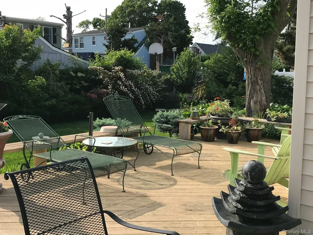3348 3rd Street Oceanside NY 11572
