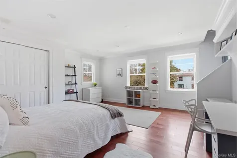 74 Old Post Lane Mamaroneck NY 10543