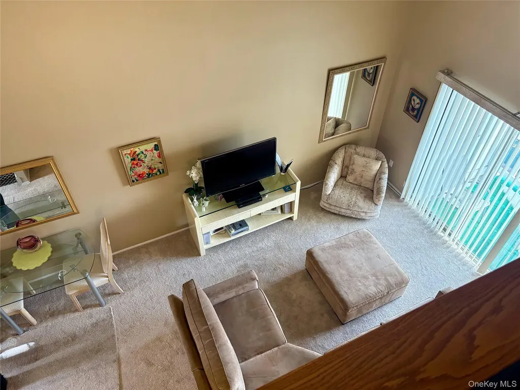 31 Anchor Street Freeport NY 11520