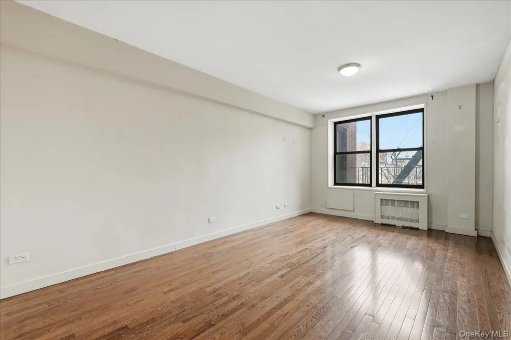 87-10 51st Avenue Elmhurst NY 11373