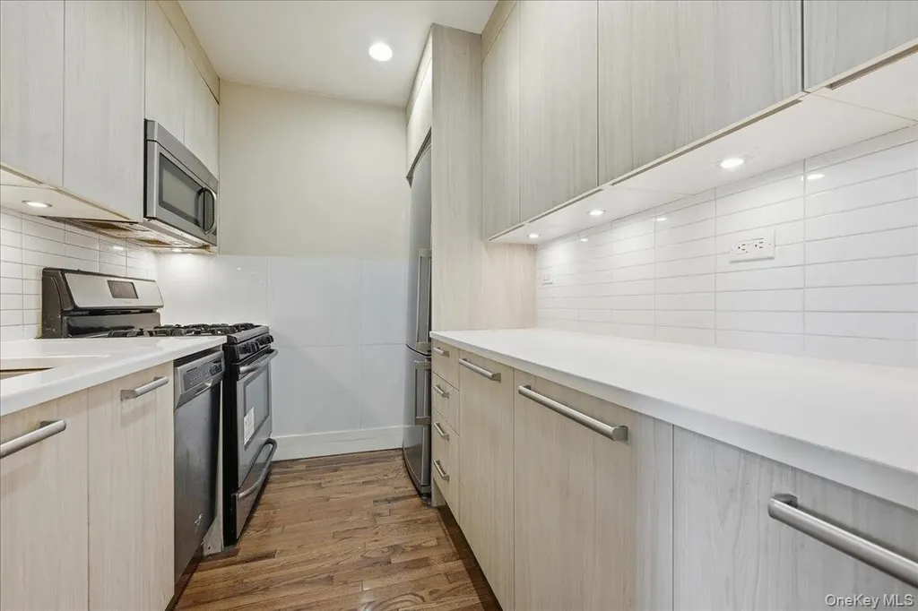 87-10 51st Avenue Elmhurst NY 11373