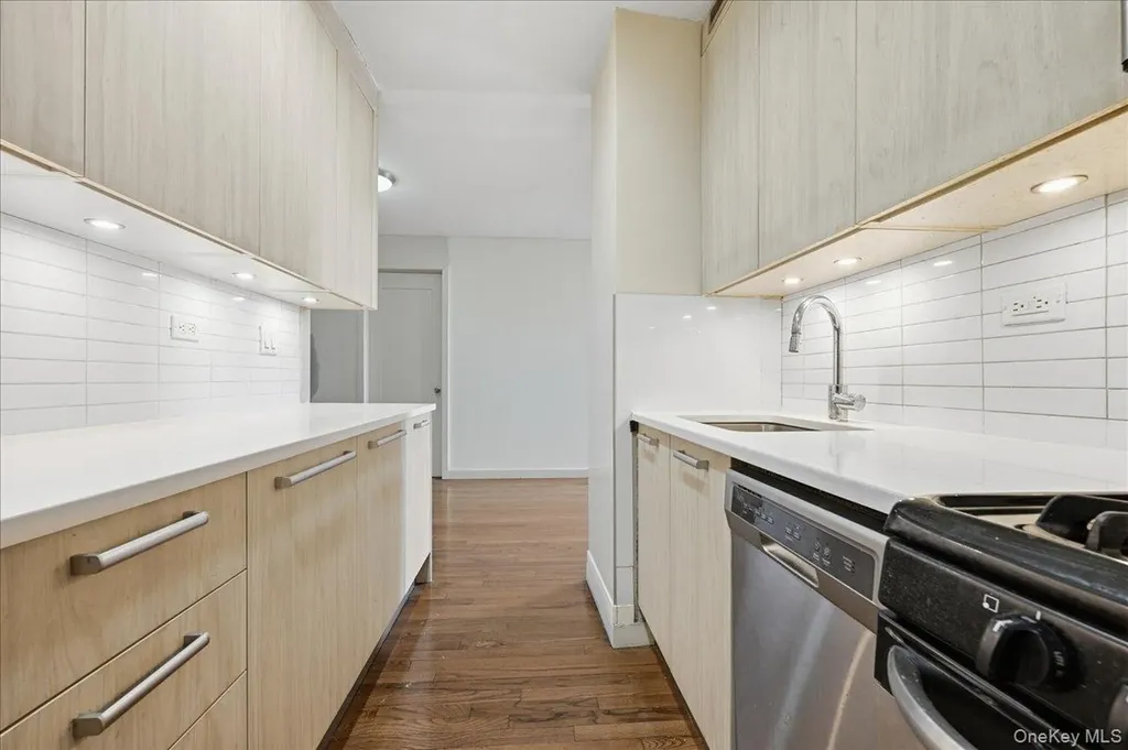 87-10 51st Avenue Elmhurst NY 11373