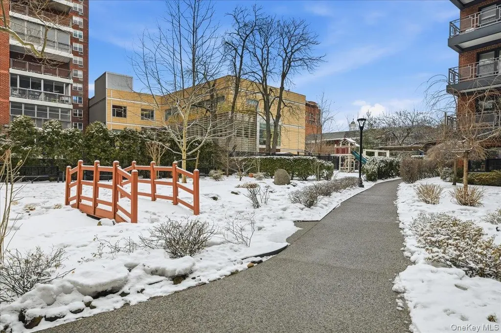 87-10 51st Avenue Elmhurst NY 11373