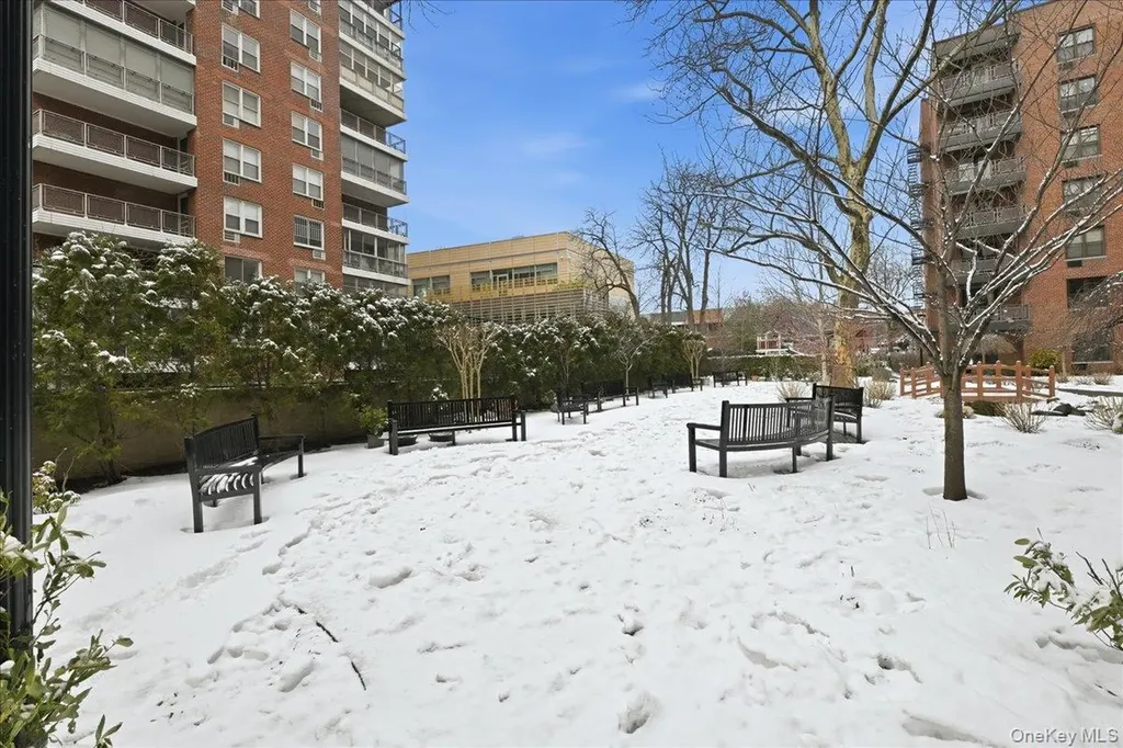 87-10 51st Avenue Elmhurst NY 11373