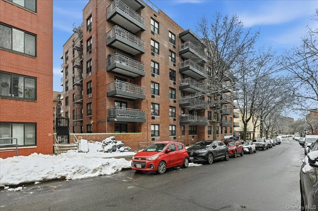 87-10 51st Avenue Elmhurst NY 11373
