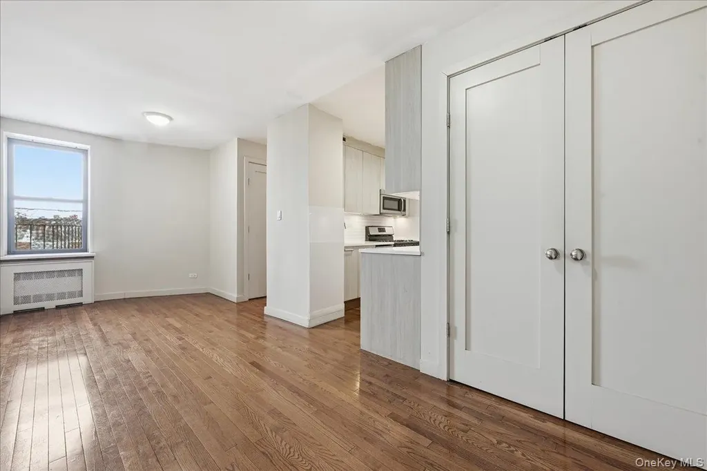 87-10 51st Avenue Elmhurst NY 11373