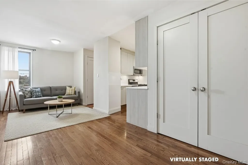 87-10 51st Avenue Elmhurst NY 11373