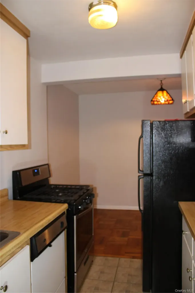 277 Bronx River Road Yonkers NY 10704