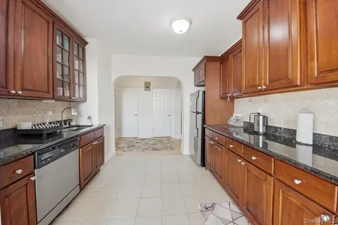 43 Calton Road New Rochelle NY 10804