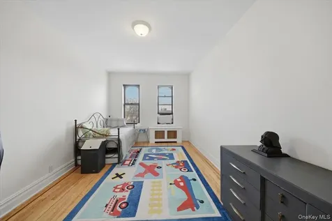 43 Calton Road New Rochelle NY 10804