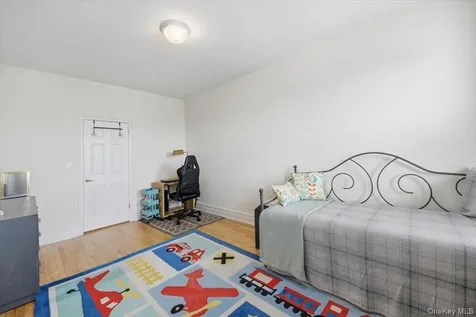 43 Calton Road New Rochelle NY 10804
