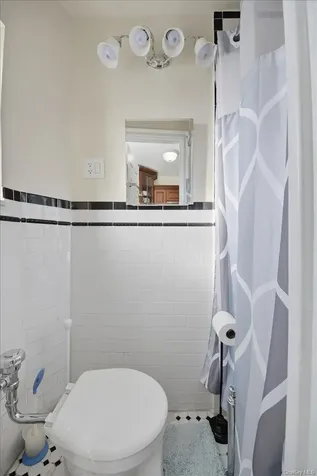 43 Calton Road New Rochelle NY 10804