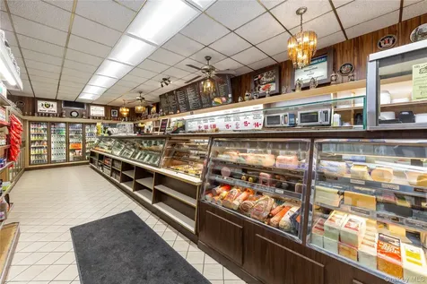 9412 Jamaica Avenue Woodhaven NY 11421