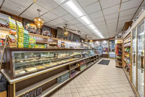 9412 Jamaica Avenue Woodhaven NY 11421