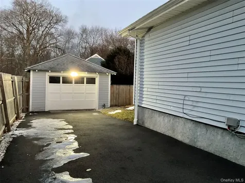 24 Cooledge Drive Brewster NY 10509