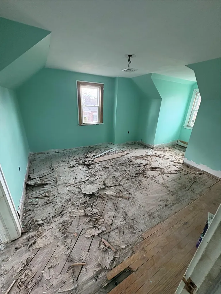 25 Woodcliff Avenue Poughkeepsie NY 12603