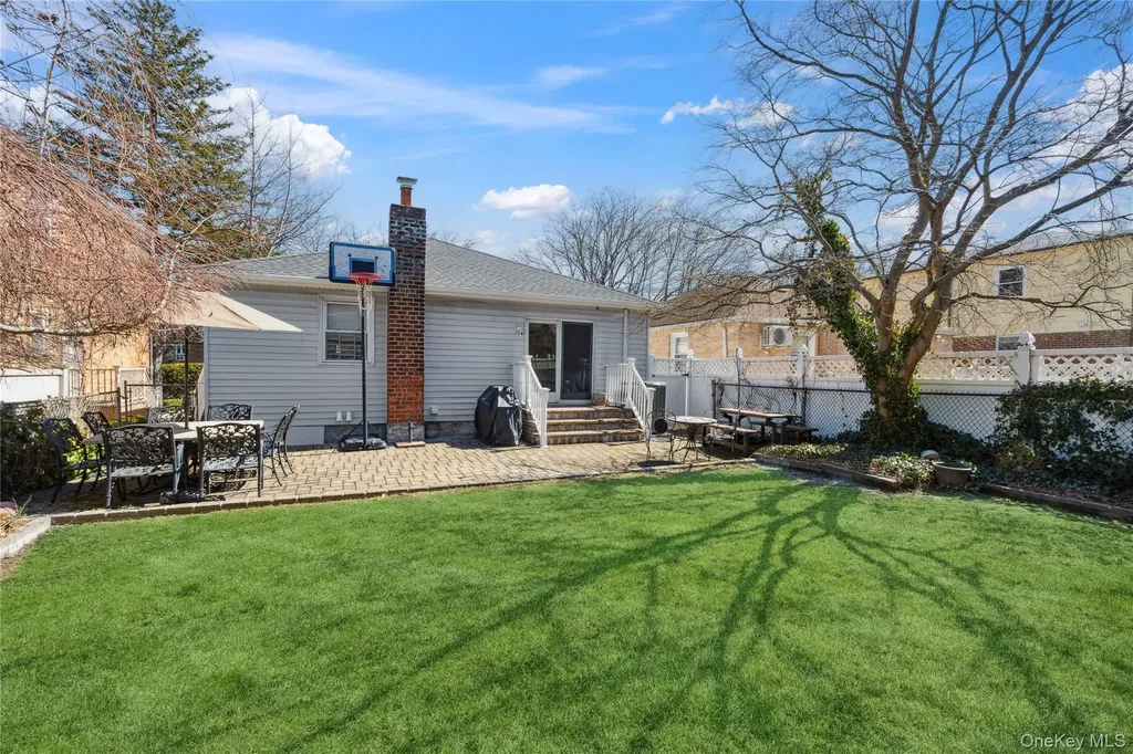 2930 Bell Boulevard Bayside NY 11360