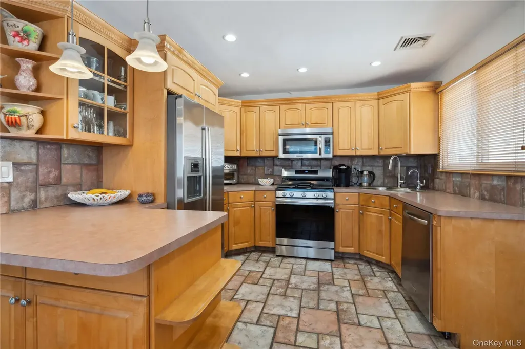 2930 Bell Boulevard Bayside NY 11360