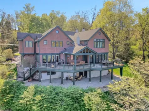 24 Country Club Lane Briarcliff Manor NY 10510