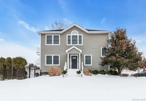 300 Fiddler Lane Greenport NY 11944