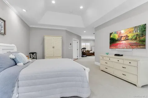 19 Sassinoro Boulevard Cortlandt Manor NY 10567