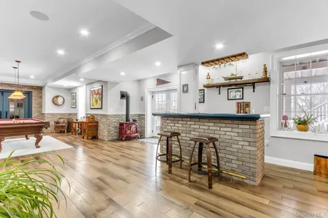 19 Sassinoro Boulevard Cortlandt Manor NY 10567