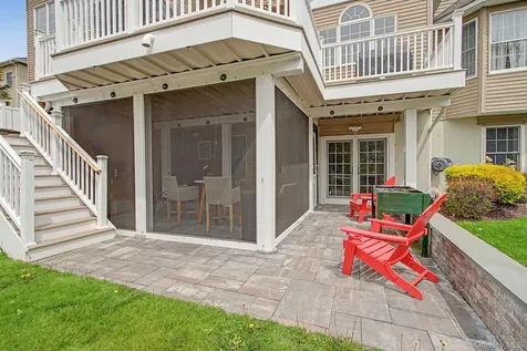 19 Sassinoro Boulevard Cortlandt Manor NY 10567