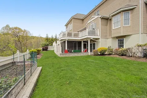 19 Sassinoro Boulevard Cortlandt Manor NY 10567